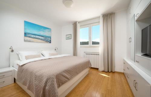 Comfortable Apartment - Photo 6