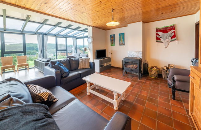Cozy Holiday Home in Malmedy With a Beautiful View - Foto 1