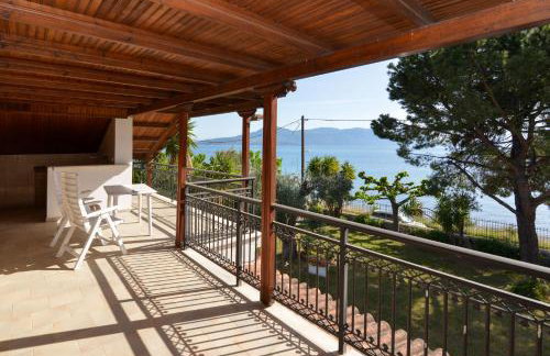 Agios Konstantinos peaceful Beach 3bdr apartment - Photo 5