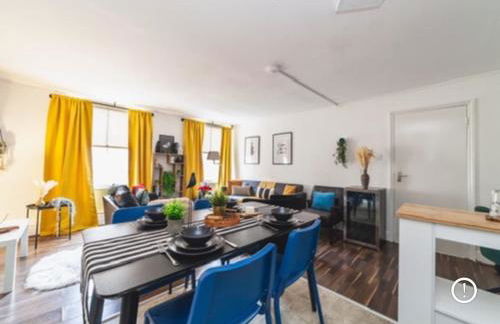 2BED Brick Lane residence Urban Escape - Foto 12