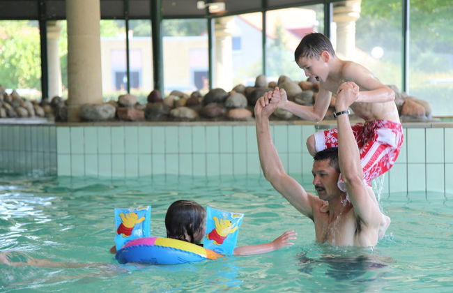 Nature-set Villa With Microwave Oven - Foto 8