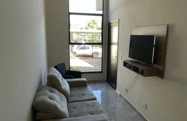 Casa bem localizada! Próximo a BR 277 e Av das Cataratas - Foto 2