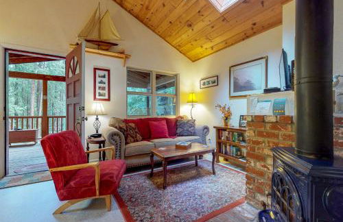 Rustic Mtn-View Home with Wood Stove Dog Friendly - Foto 1