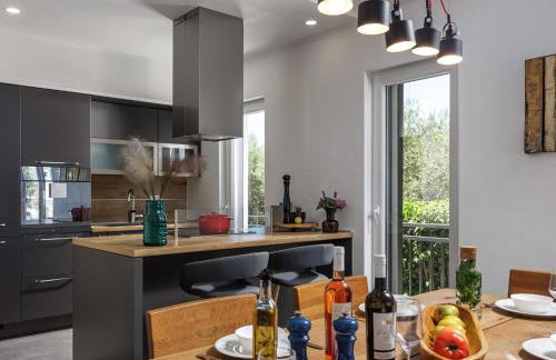 Modern Countryside Villa Near the Sea, Private Swimming Pool, Lovely Guesthouse - Foto 13