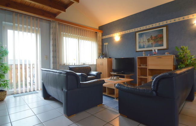 Apartment in Gransdorf With Scenic Views - Photo 10