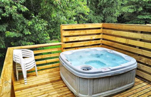 Kingfisher Lodge - Private Hot Tub - Infrared Sauna - Dog Friendly - Photo 11