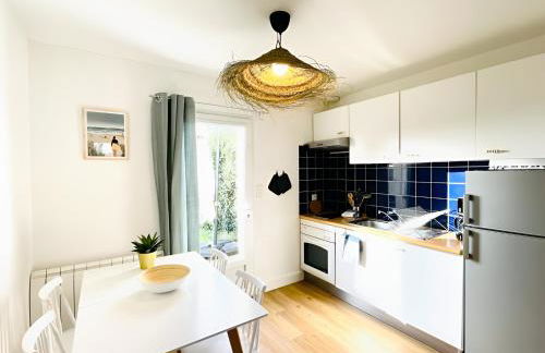 Bord de mer, maison paisible et rénovée à Penvins - Foto 7