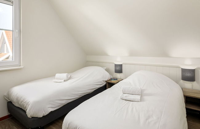 Maasduinen Villa With Sauna & Washer - Photo 3