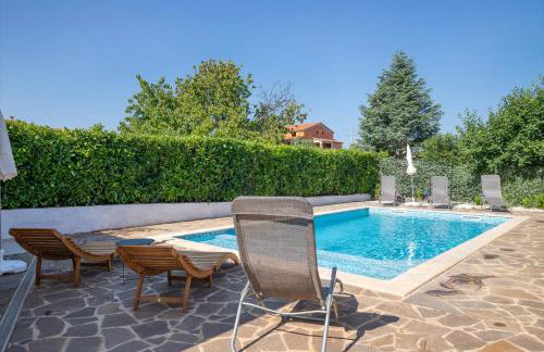 Villa Palma with Grill & Pool - Foto 2