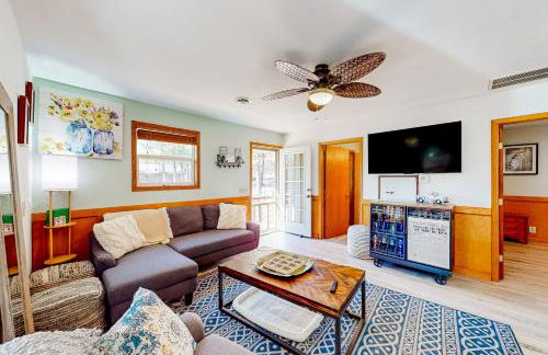 Relax at The Cove Waterfront Getaway - Foto 1