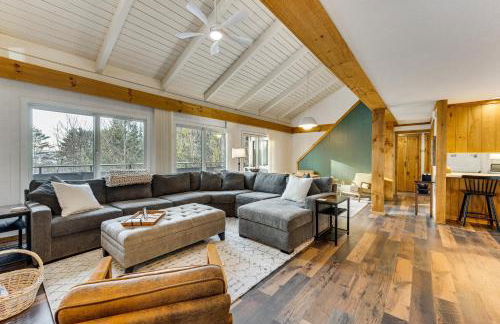 Resort-Style Community! Quechee Chalet with Deck - Foto 7
