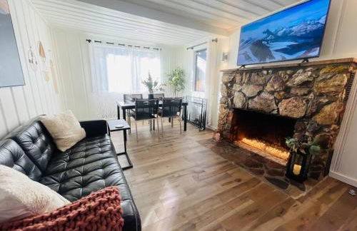 Sled-Ski Snow Summit Lakeside Village - Spa - BBQ - Firepit - Loft - Games - Foto 26