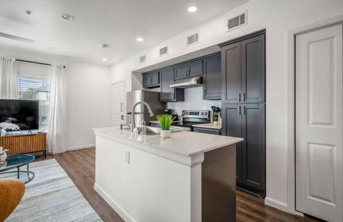 Cozy Studio With Private Parking Near Tx Med Ctr - Foto 13