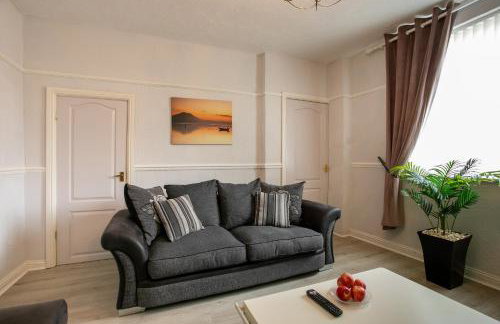 Manvers House, Rotherham for contractors, Families, free parking, Spacious, WIFI, modern - Foto 38