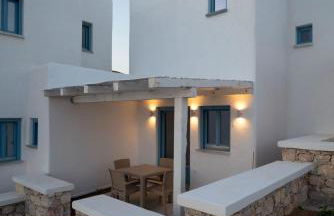 Camvillia Donoussa Village Suites - Photo 1