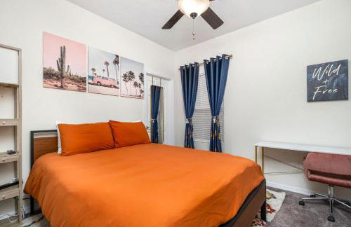 Beautiful Home, Walk to UF, Newly built - Foto 15