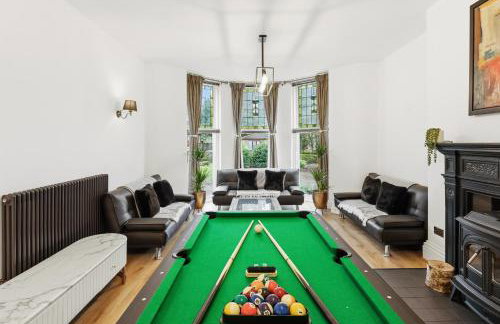 NEW Apartment with Pool Table and Parking Sleeps 7 - Foto 28