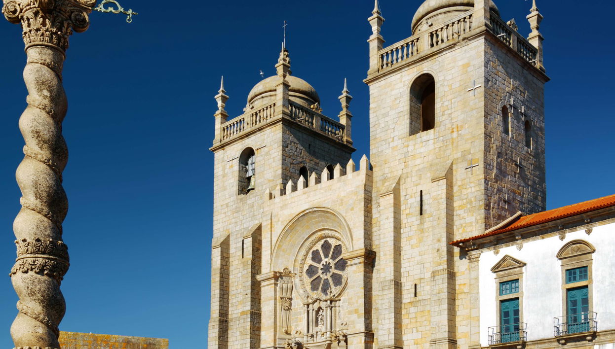 Tour privado de carro clássico pelo Porto