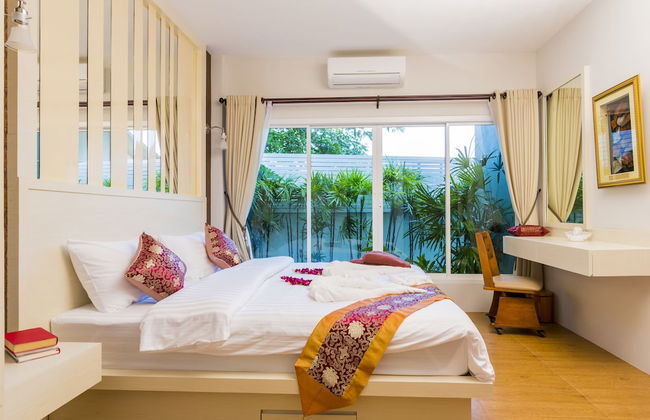 Irawan House - Photo 3