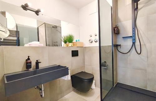 Design-Apartmenthaus für bis zu 12, modern, Dachterrasse, Grill, ruhige Lage, Disney plus, Wii, LAN und WLAN - Foto 6