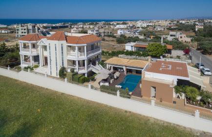 Marilyn Manor, Exclusive Hideway, By ThinkVilla - Foto 43