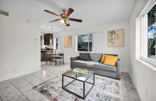 Chic Boca Raton Apartment Pool WiFi Parking - Photo 1