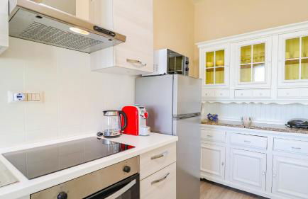 The Modern Stay - with Terrace, Wi-Fi, Parking Lot - Foto 16