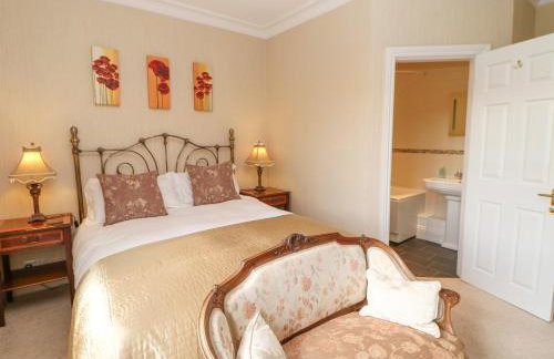 Horsley Hall - Photo 43