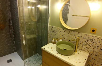 Beautiful Duplex Private Patio Alicante Center - Foto 36