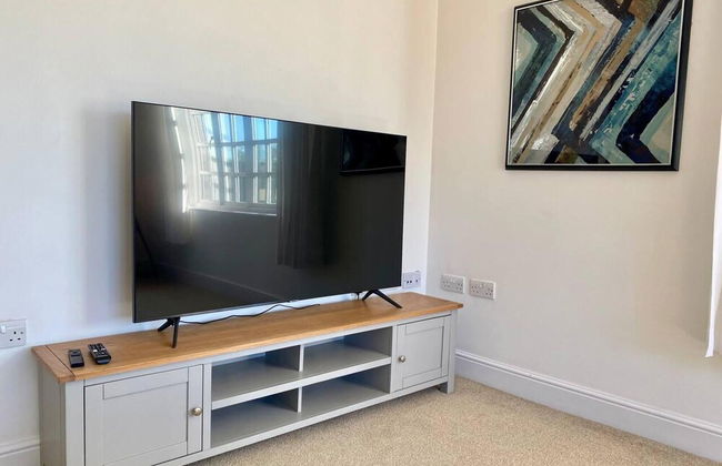 Idyllic Country Retreat With Wow Views & Lush Pool - Foto 9