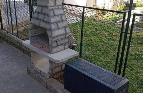 Pia Apartments - Photo 9