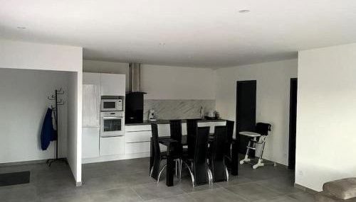 Villa moderne avec piscine Aubenas - Photo 3, stove, pet friendly, minibar