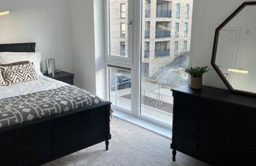 Outstanding 4-Bedroom Town House By Valore Property Services - Foto 8