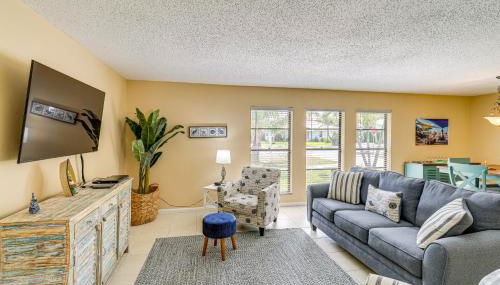 1 Mi to Dtwn Stuart Bright Home with Pool and Spa! - Photo 4