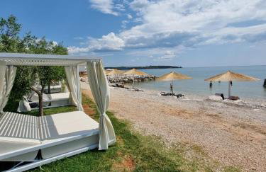 Apartment Golden Sun Mareda Novigrad, Istria, Croatia - Photo 72