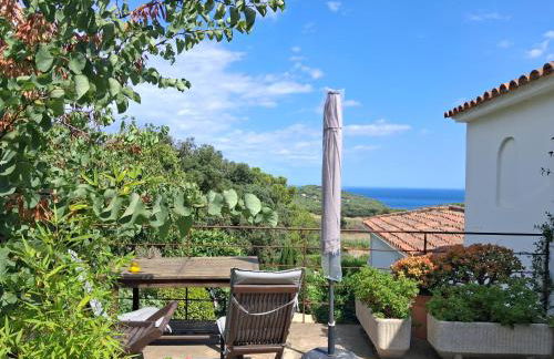 ESTUDIO RENOVADO CON BALCON PRIVADO Y COCINA vistas al mar TAMARIU y BEGUR - Foto 60