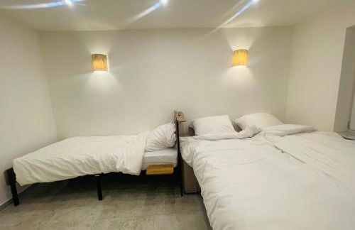 Ganze Etage - Zentral - Messe gut erreichbar - Photo 14