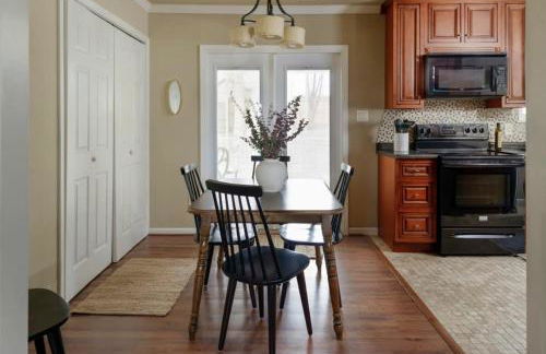 Serene Getaway with Patio in Pineville - Foto 14