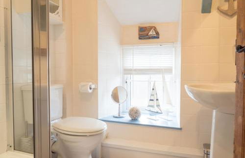 Driftwood Cottage Llangrannog - Photo 12