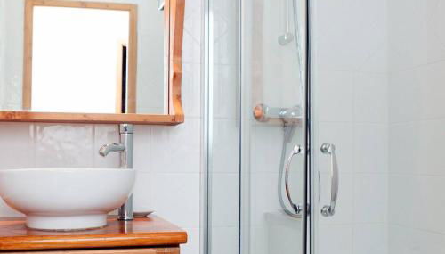 Mercer - 3 bedroom apartment with stunning views - Photo 4