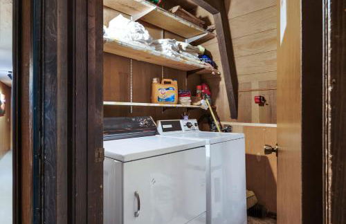 Truckee Cabin Getaway - Sleeps 6 - Foto 17