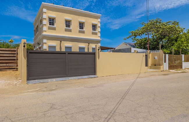 Island Escape Lrg Private Backyard Pool Patio - Photo 42