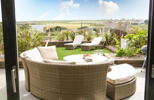 Sea Scape - Photo 29