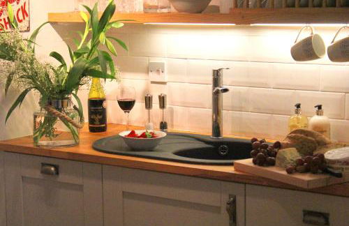 Beautiful Seaside one bedroom apartment - Foto 13