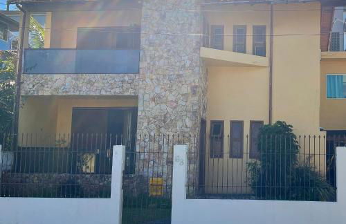 Apartamento no Andar Inferior na Praia da Vila em Imbituba - Photo 1