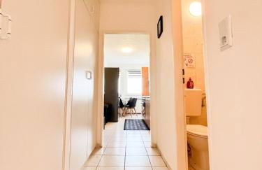 Home4Now BM01 Monteursunterkunft in Bergheim I 3 Schlafzimmer für 6 Personen I Küche I SmartTV I WiFi I Parkplatz - Foto 2