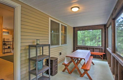 The Cedars Cabin with Beach Access on Panther Pond - Foto 17