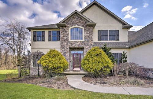 Pool and Furnished Patio Group Getaway in Hershey - Foto 3