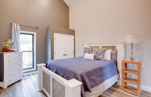 Lake Guntersville Getaway with Shared Boat Dock! - Foto 9