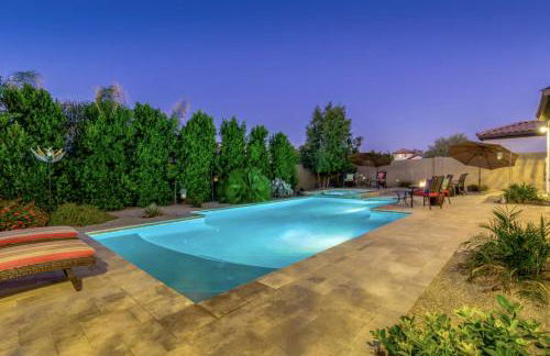 Luxury Queen Creek Oasis w Pool & Spa - Foto 17